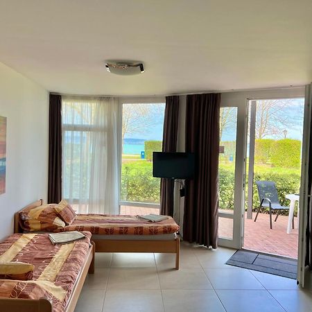 Waterfront Apartmanok Zamárdi Exteriör bild